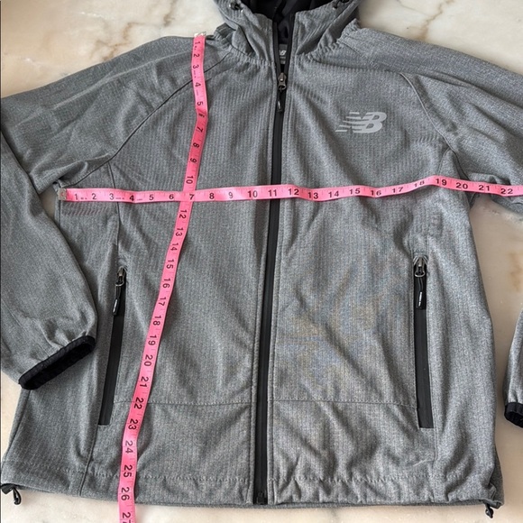 New Balance Heather Gray Hooded Jacket Sz S/M Loose Fit - Picture 2 of 10
